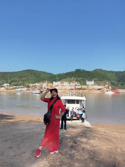 男生女生一起拔萝卜视频互动功能